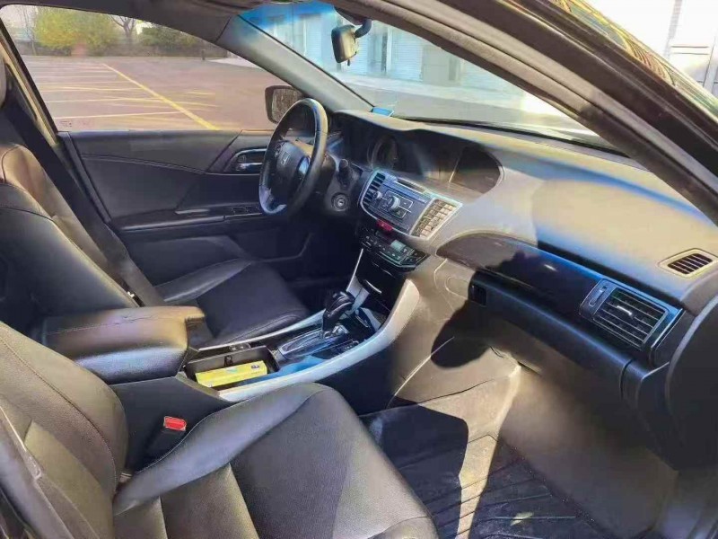 枣庄16年本田雅阁5