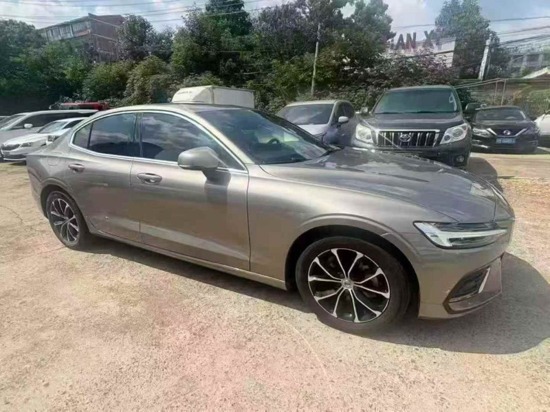 张家界22年沃尔沃S903