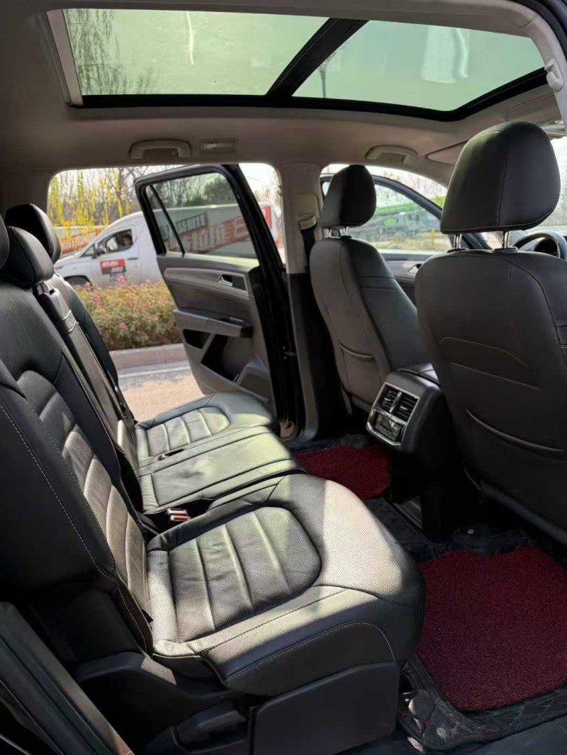 枣庄19年大众途昂6