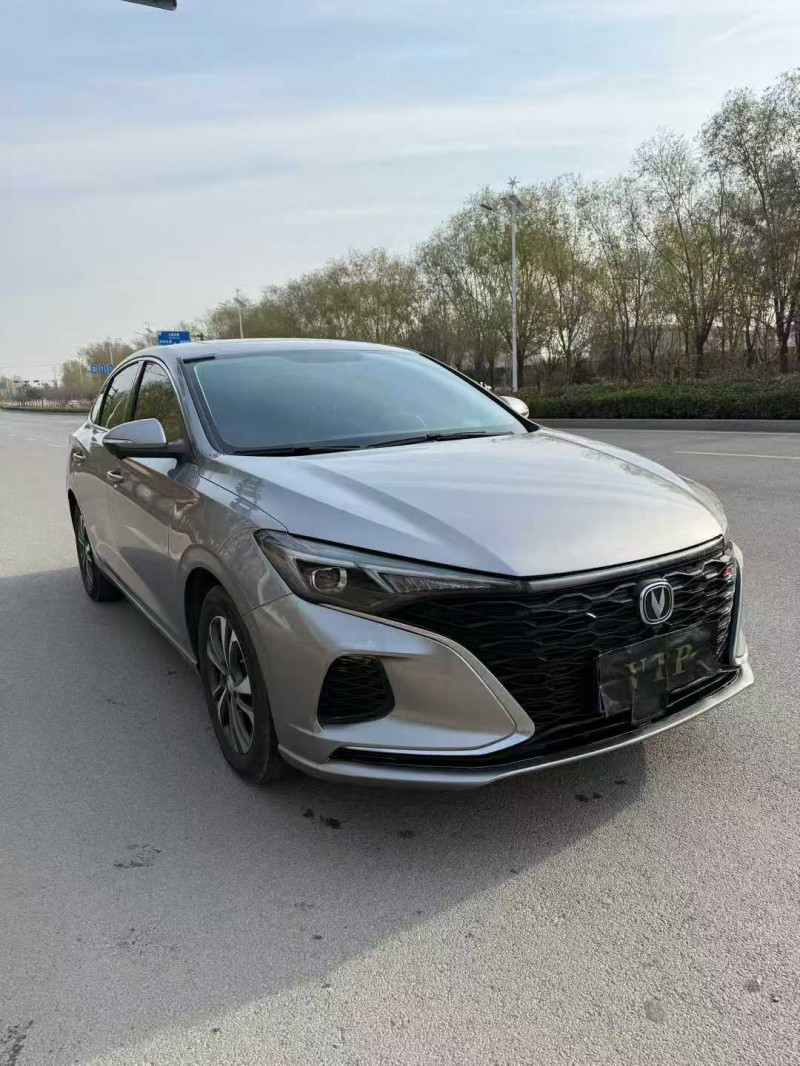 东营21年长安汽车逸动2