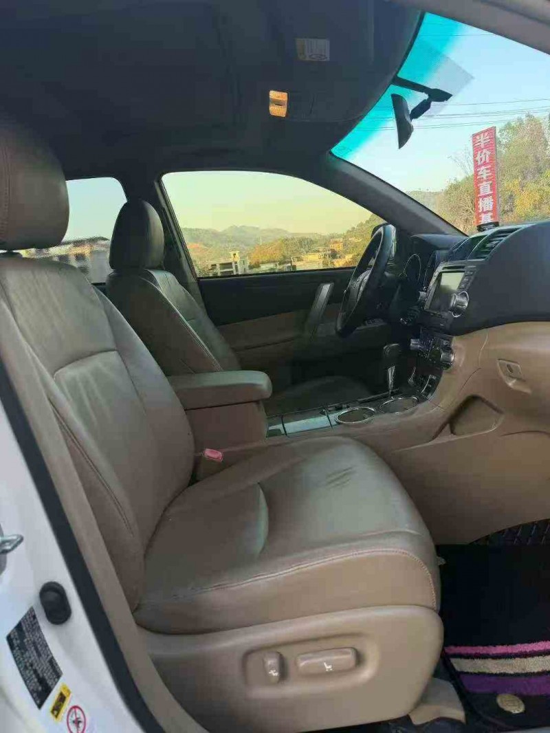 衡阳14年丰田汉兰达4