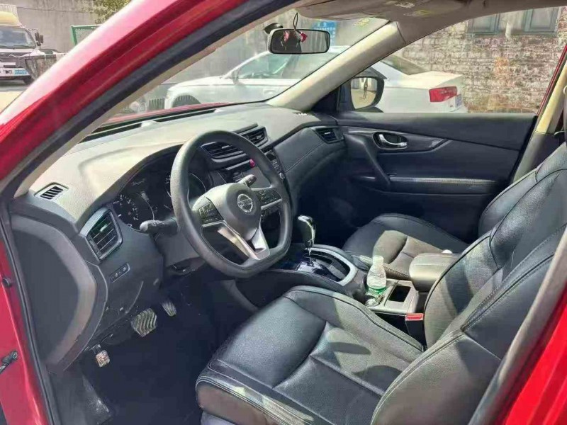 珠海18年日产奇骏6