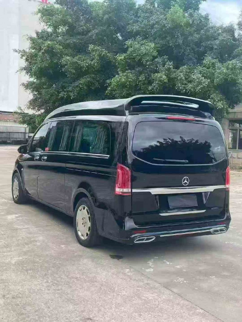 莆田21年奔驰威霆7