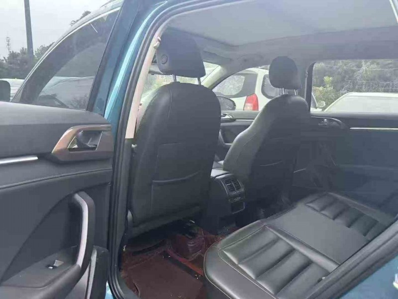 嘉兴20年大众途岳5