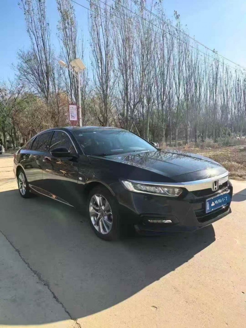秦皇岛21年本田雅阁3