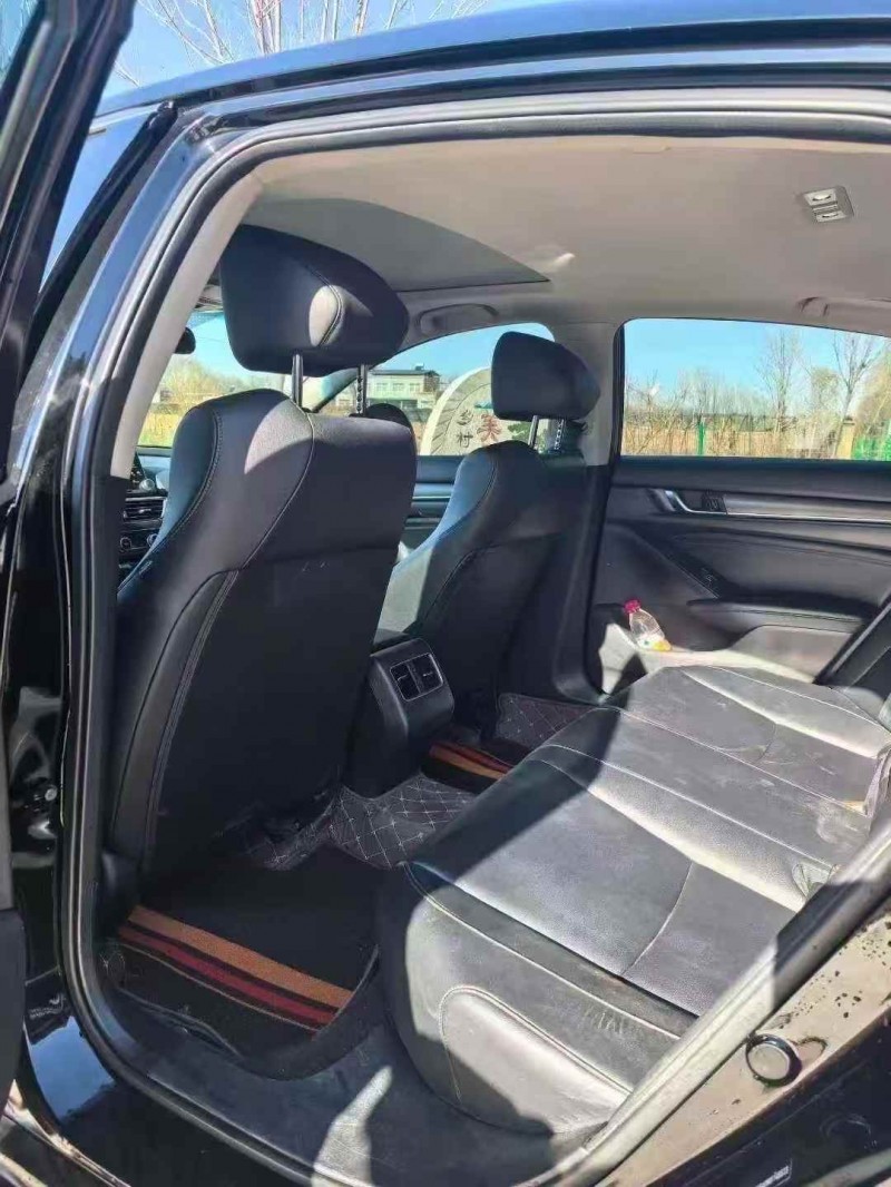 秦皇岛21年本田雅阁4