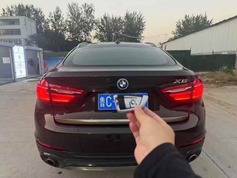 淄博17年宝马X69