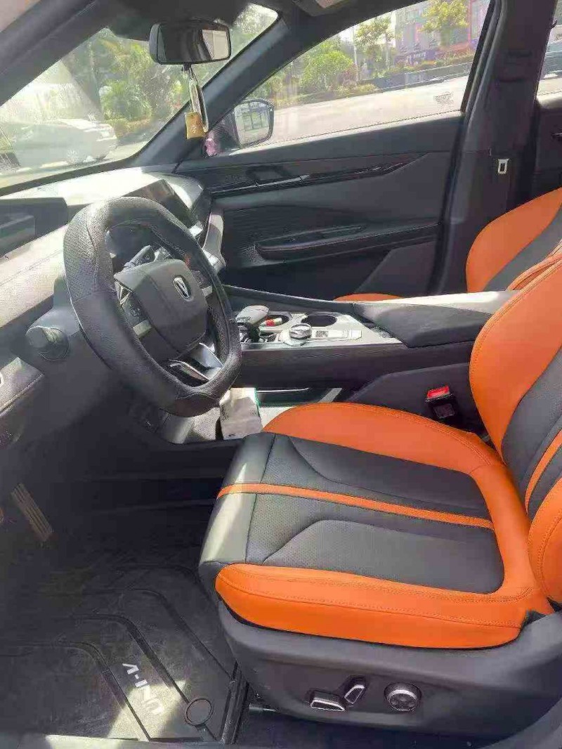 福州25年长安汽车UNI5