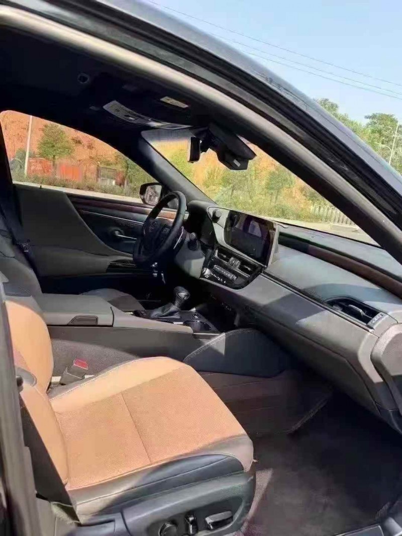 岳阳24年雷克萨斯ES6