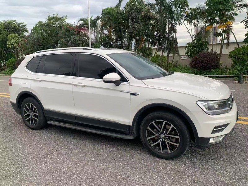 茂名17年大众途观2