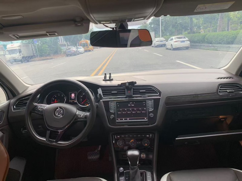 茂名17年大众途观5