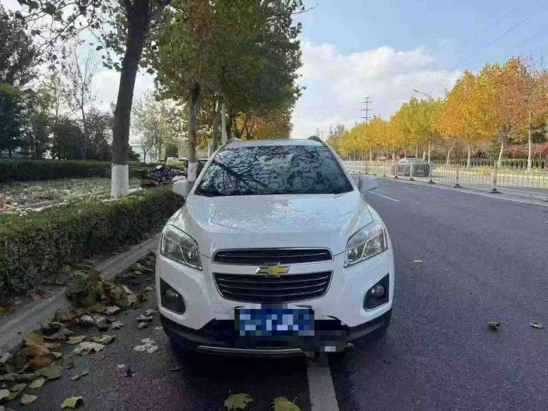 青岛16年雪佛兰创酷1