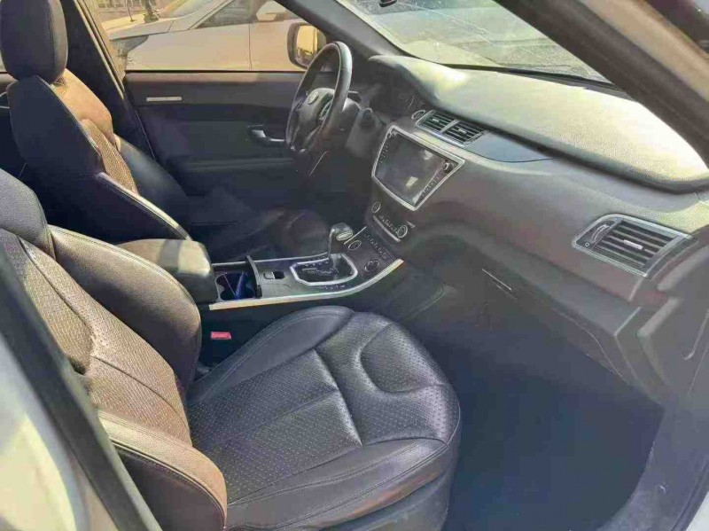 青岛16年陆风X75