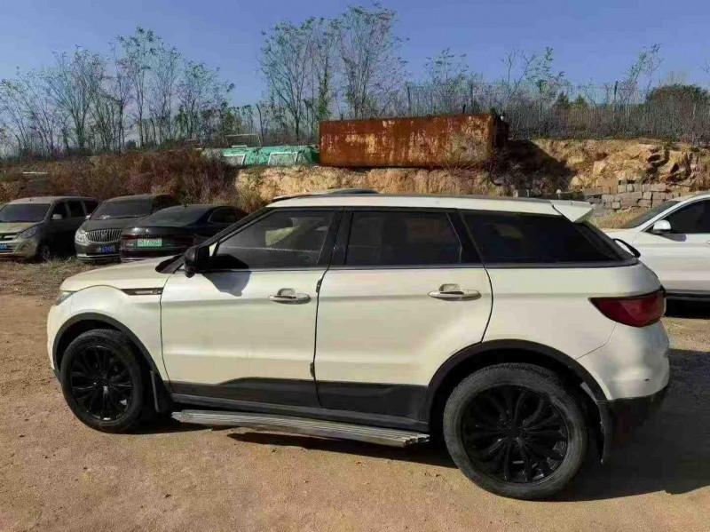 青岛16年陆风X76