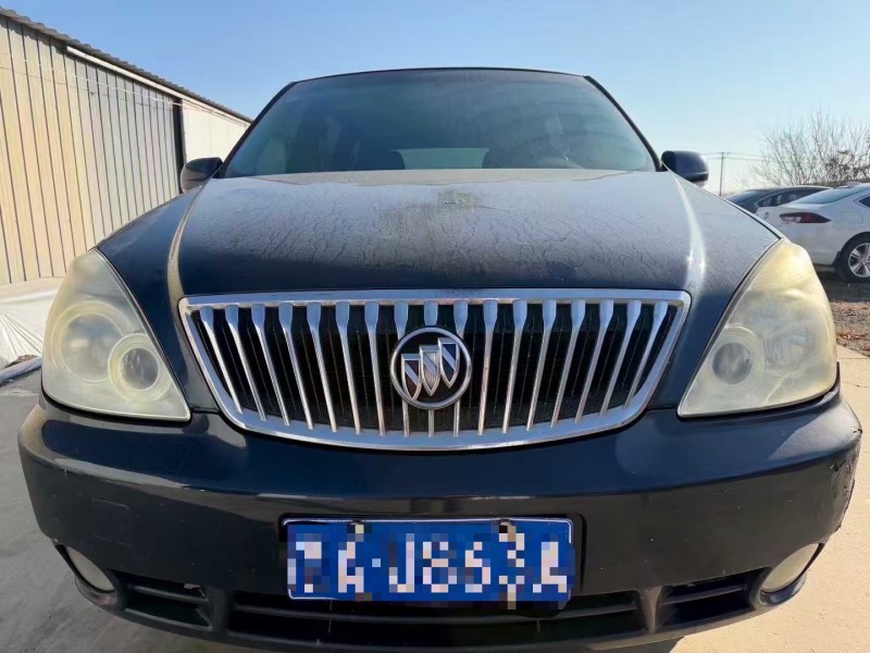 青岛11年别克GL81