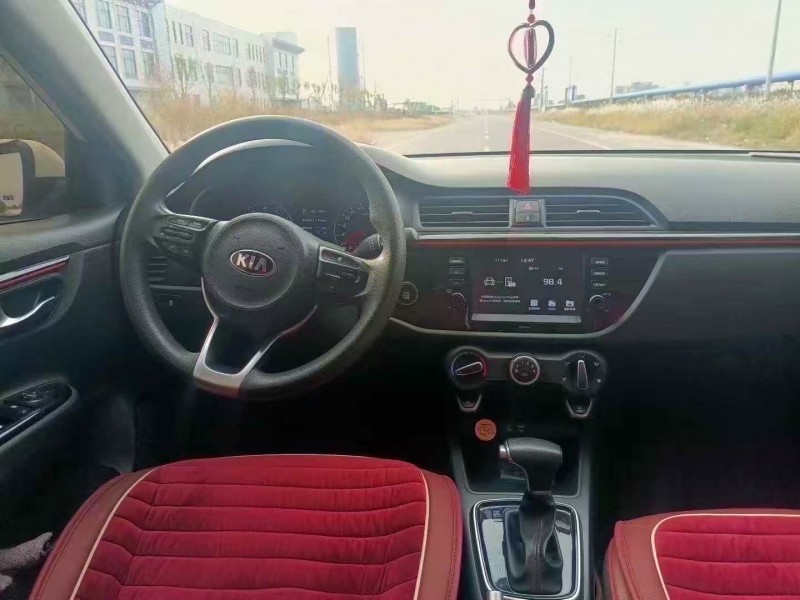 青岛18年起亚KXCROSS4