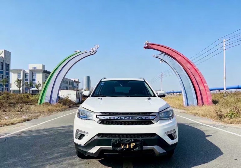 青岛17年长安汽车CS751