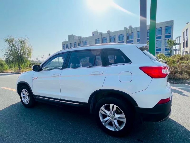 青岛17年长安汽车CS757