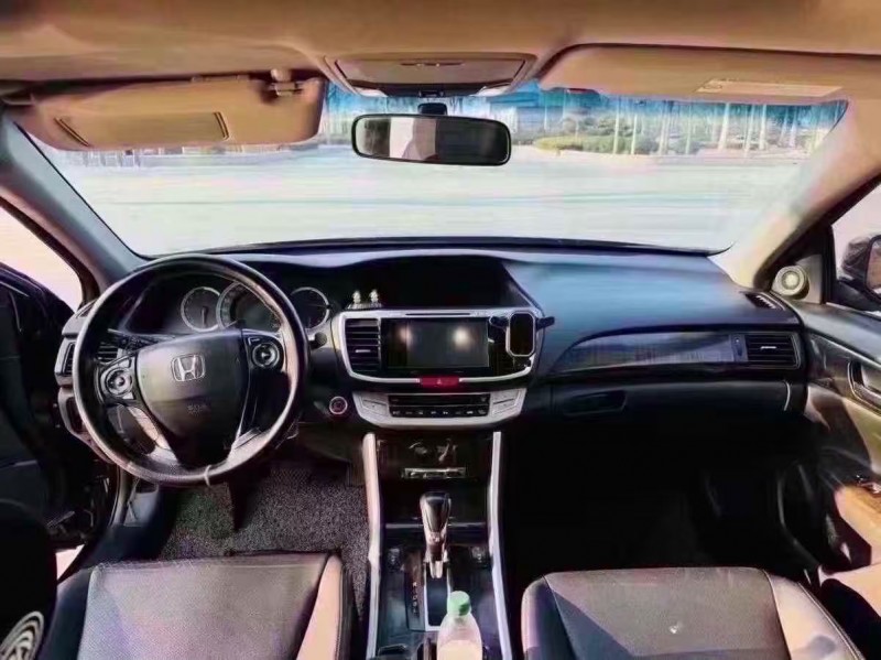 潍坊13年本田雅阁6