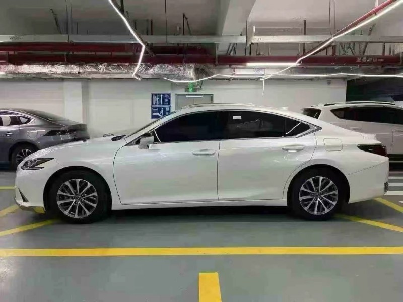 深圳24年雷克萨斯ES7