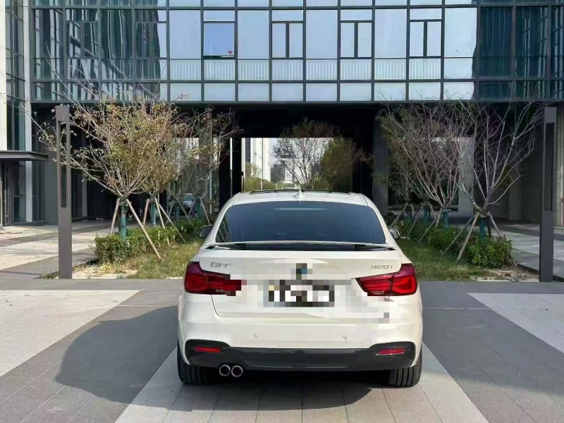 青岛20年宝马3系9