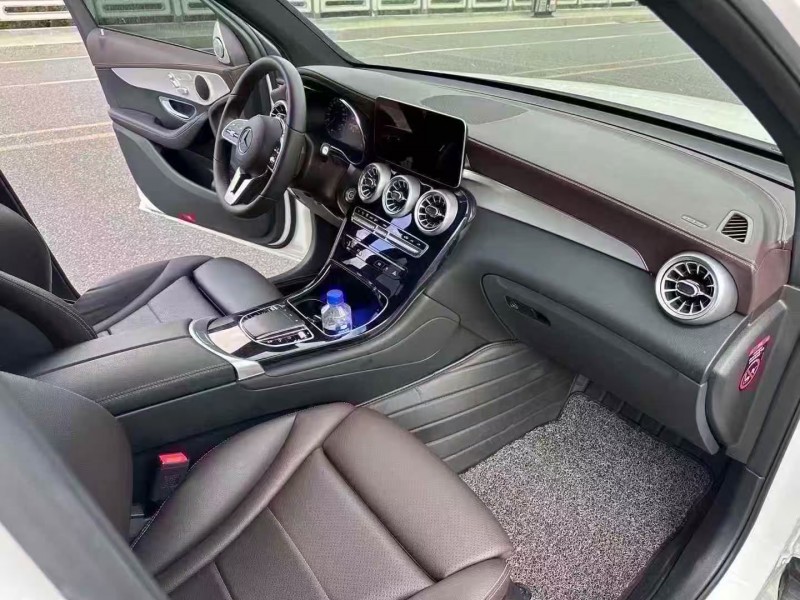 青岛22年奔驰GLC4