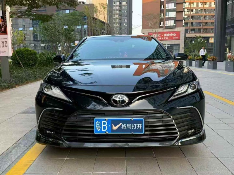 深圳22年丰田凯美瑞1