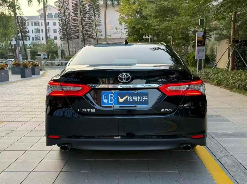 深圳22年丰田凯美瑞9