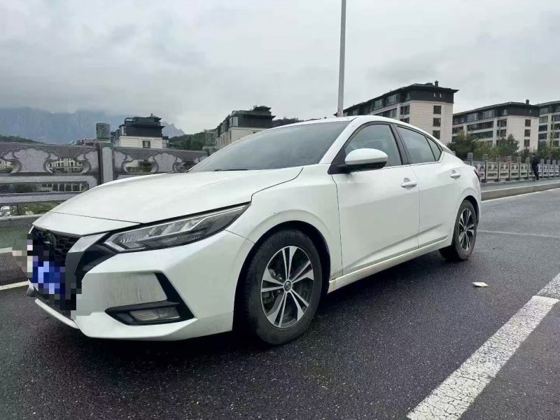 青岛20年日产轩逸2