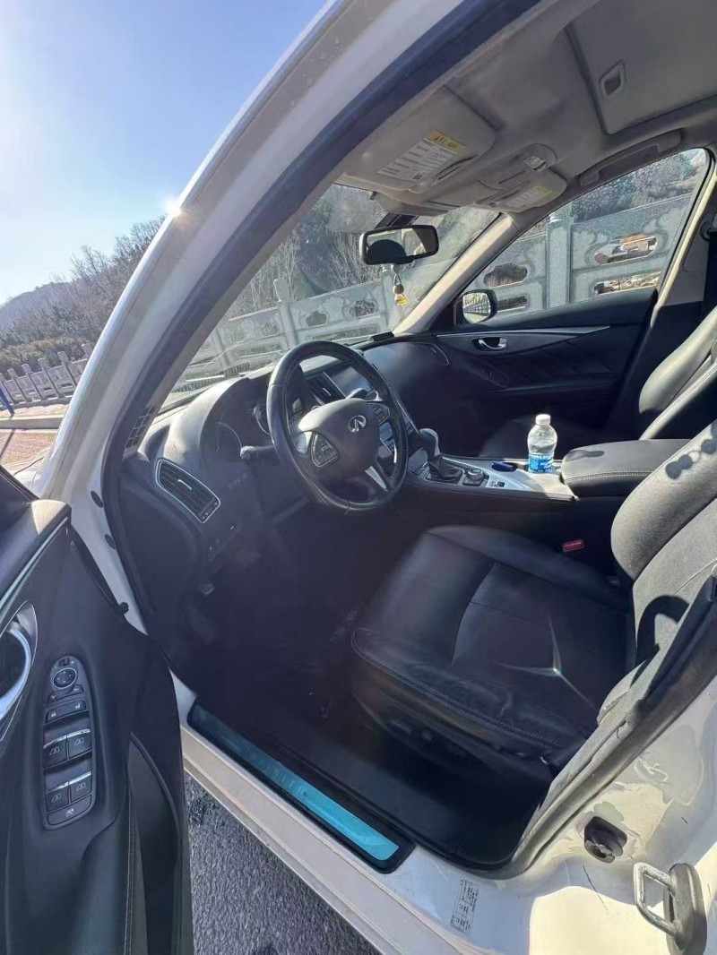 青岛16年英菲尼迪Q50L4