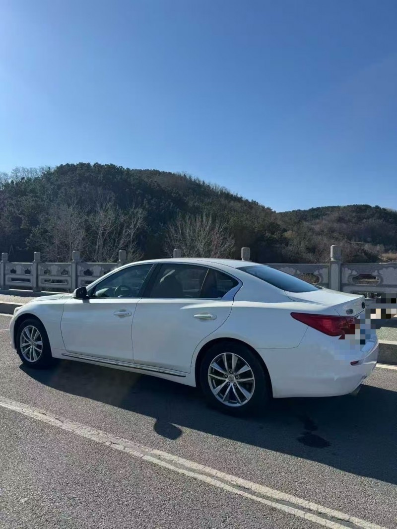 青岛16年英菲尼迪Q50L8