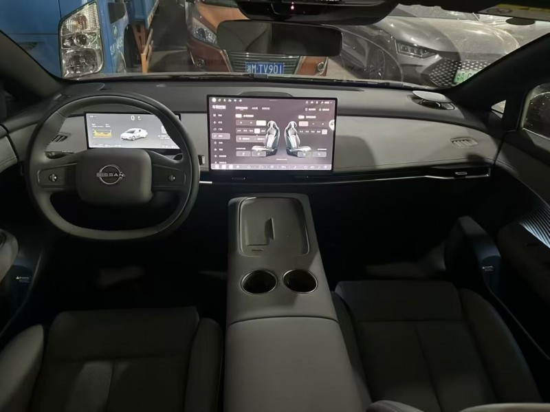 广州25年日产N72