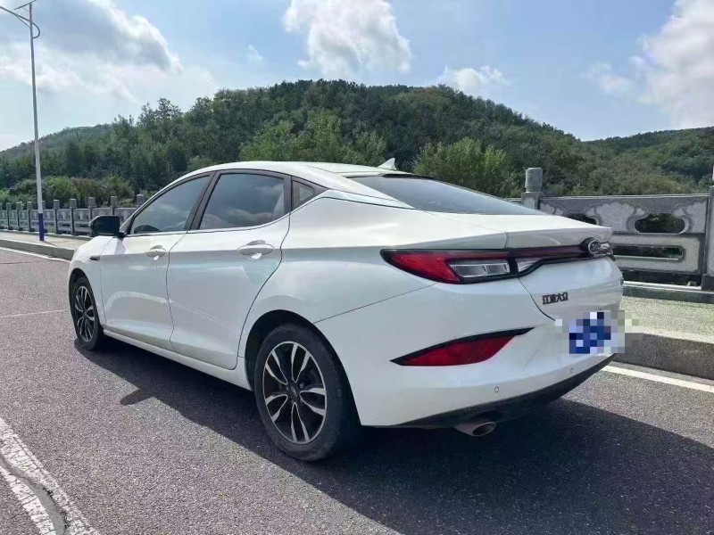 青岛20年江淮A57