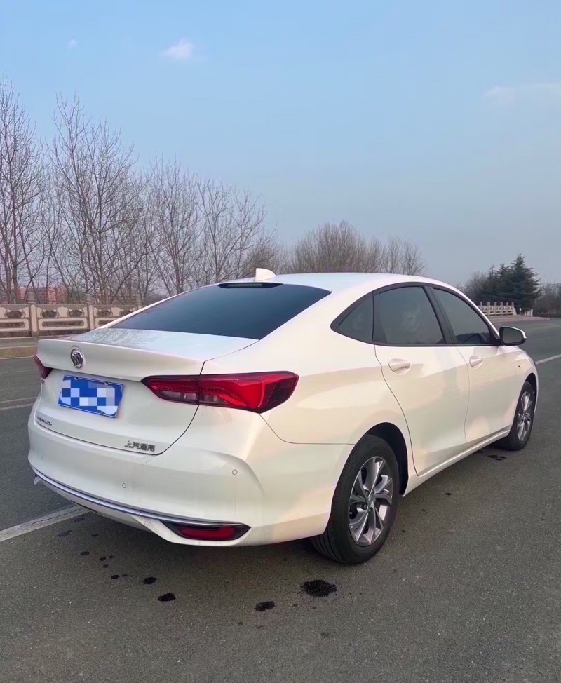 青岛23年别克威朗8