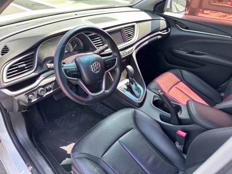 青岛19年别克阅朗4