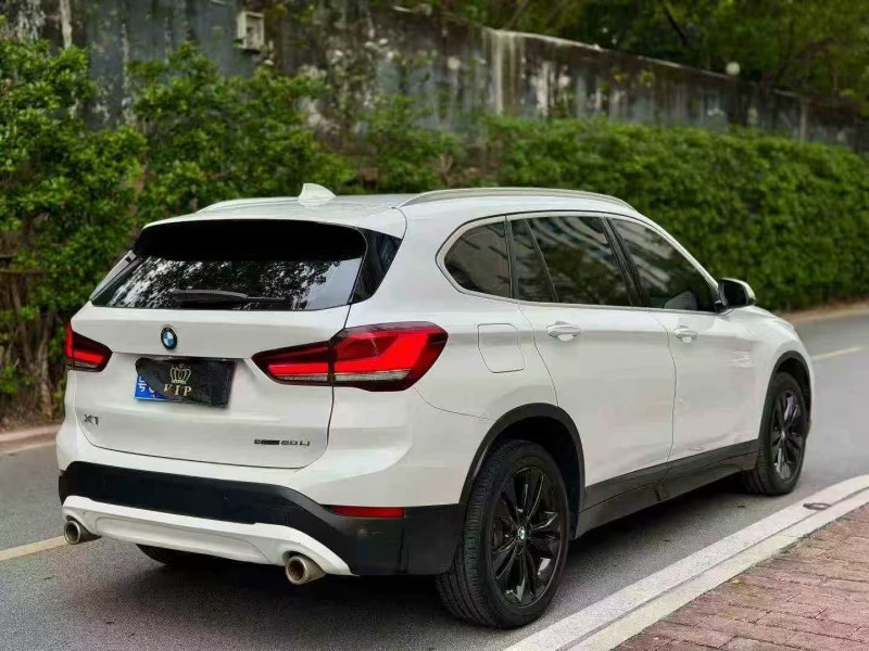 广州21年宝马X17