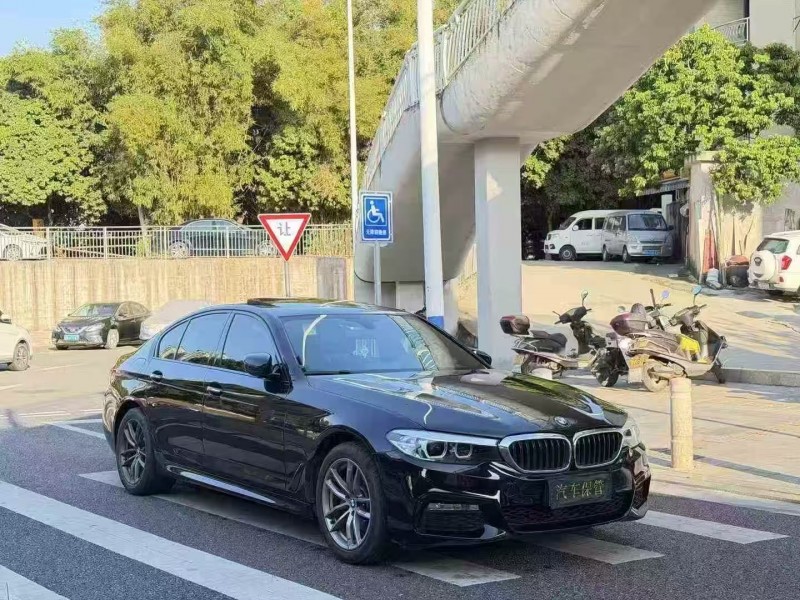 广州18年宝马5系3