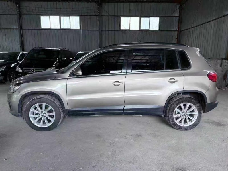 济宁17年大众途观6