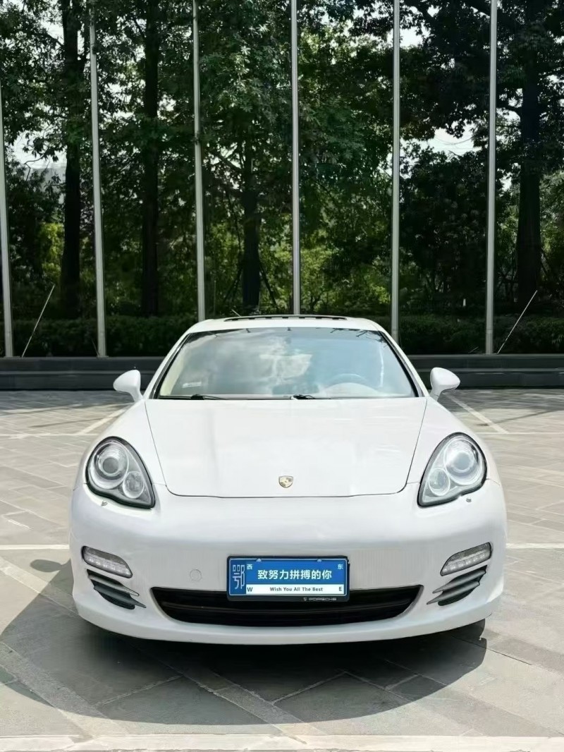 广州11年保时捷帕拉梅拉1