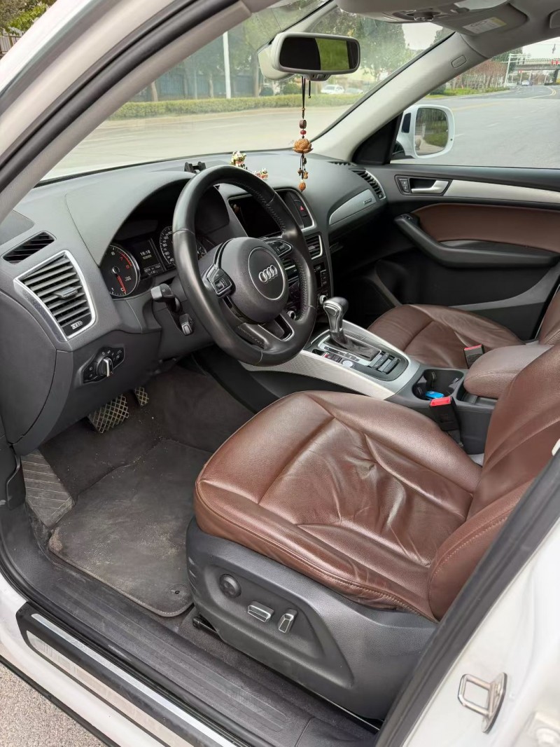 宿迁17年奥迪Q56