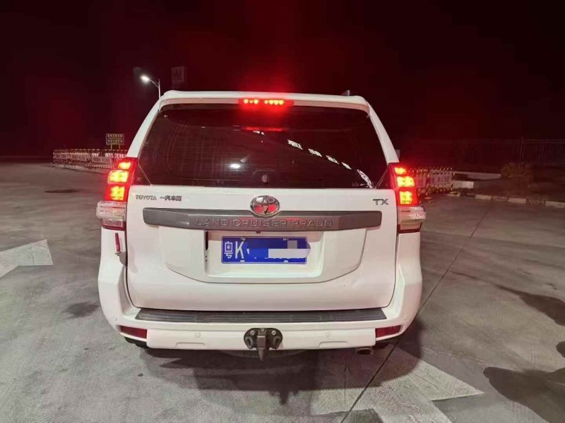 广州14年丰田普拉多7