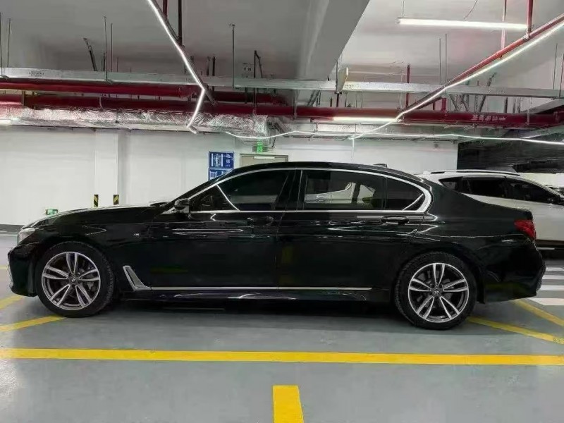 广州18年宝马7系8