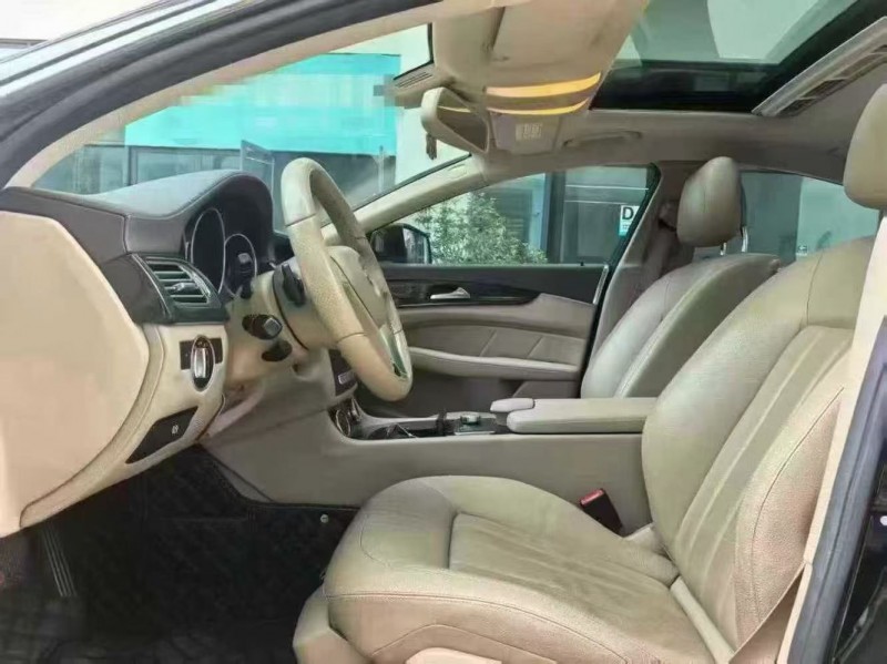 广州13年奔驰CLS5