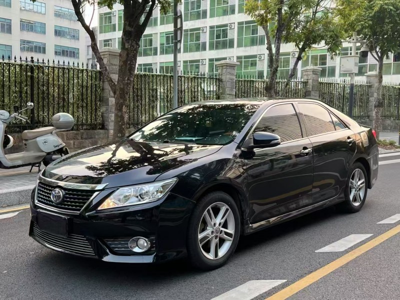 广州13年丰田凯美瑞3