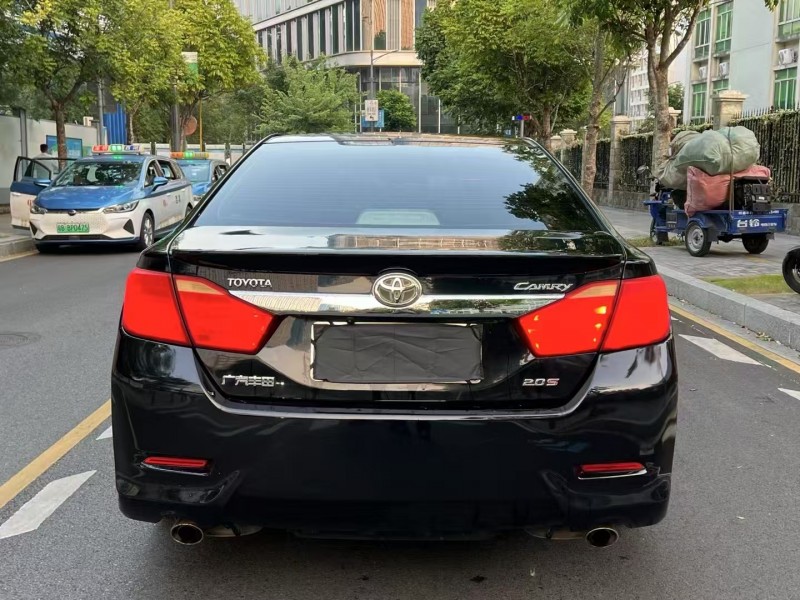 广州13年丰田凯美瑞9