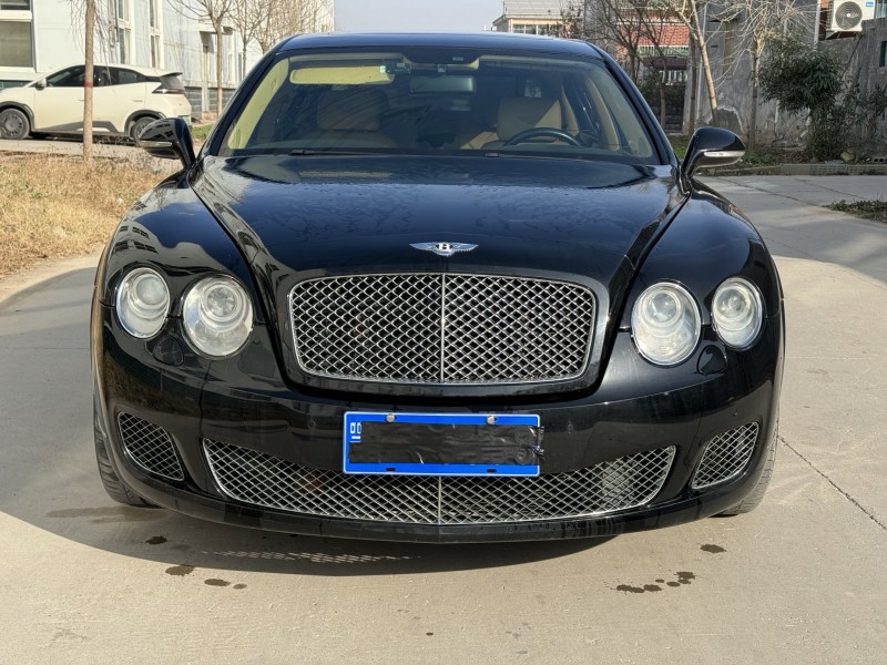 新乡12年宾利飞驰1