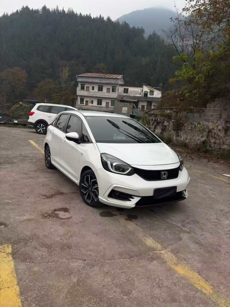 重庆21年本田飞度3