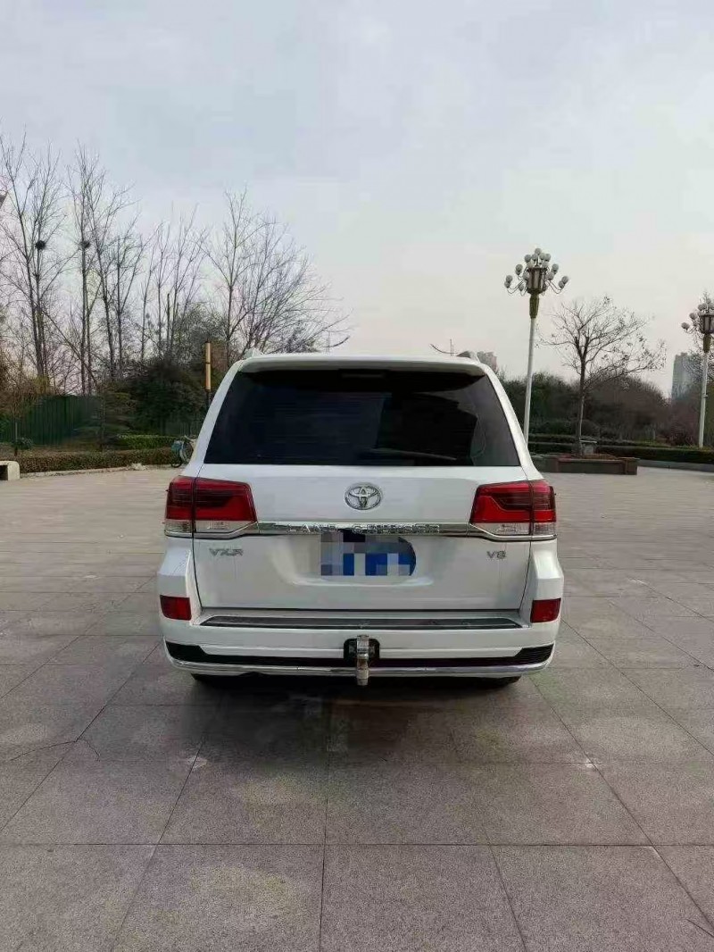 潍坊19年丰田兰德酷路泽9