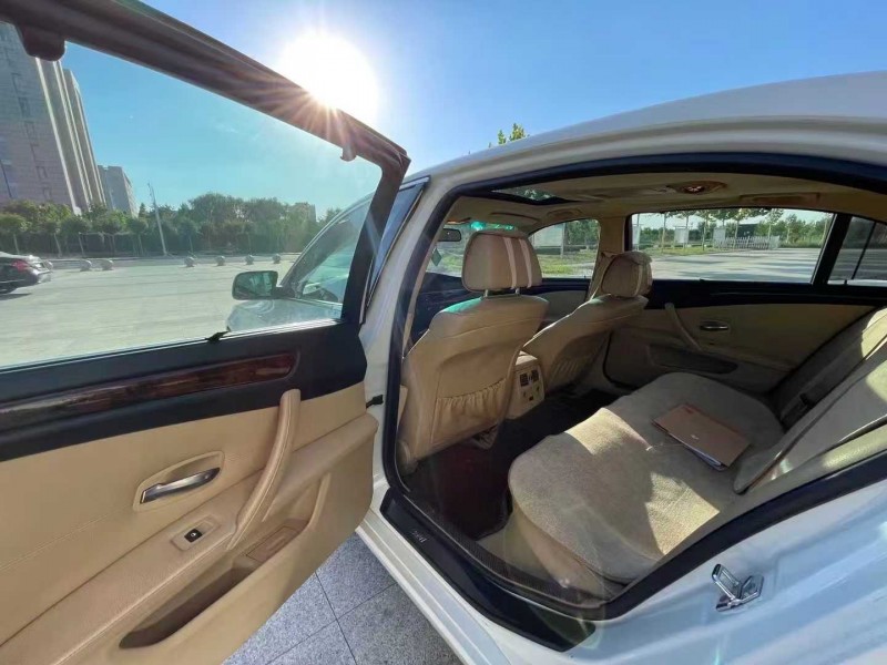 邢台09年宝马5系8