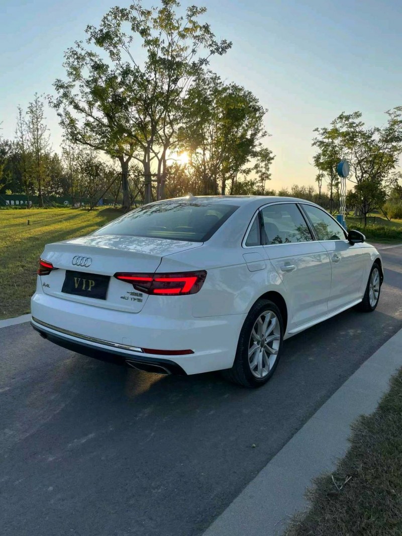 宿迁22年奥迪A4L8